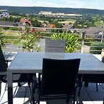 Zum Golfplatz