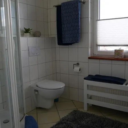 Zum Golfplatz Daire Lügde