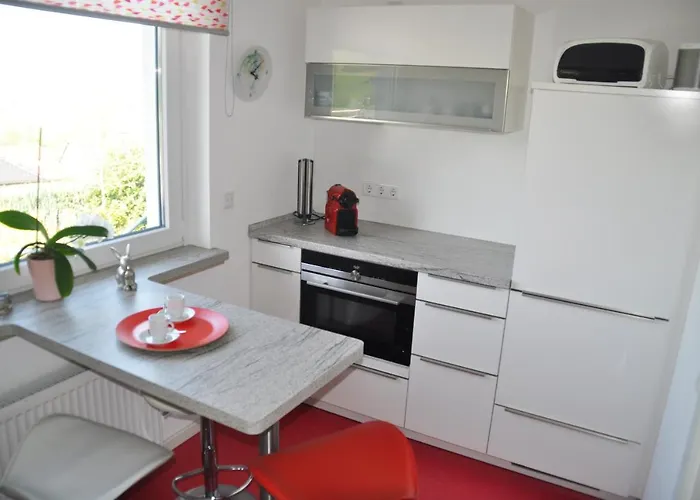 Zum Golfplatz * Lügde