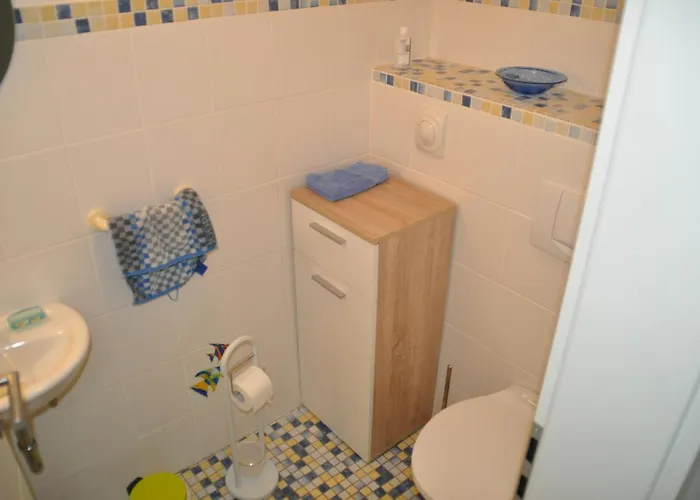 Zum Golfplatz Lügde