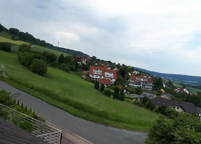 Zum Golfplatz Lügde